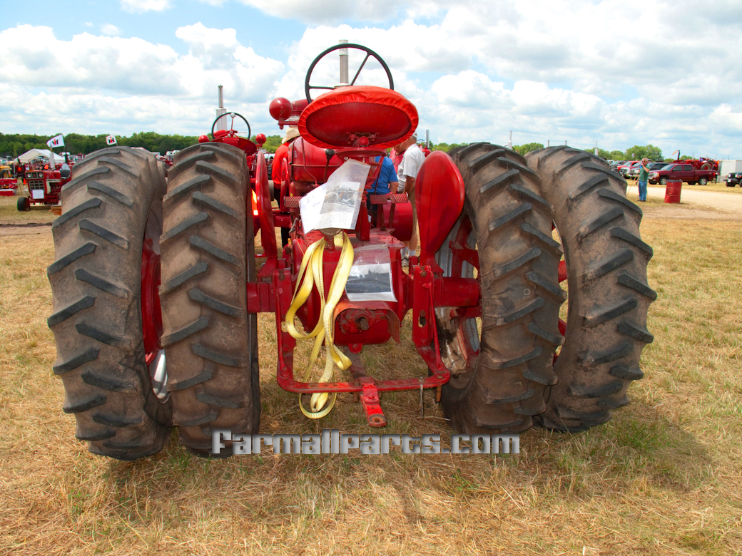 International Harvester Farmall Farmall MD Duel tires
